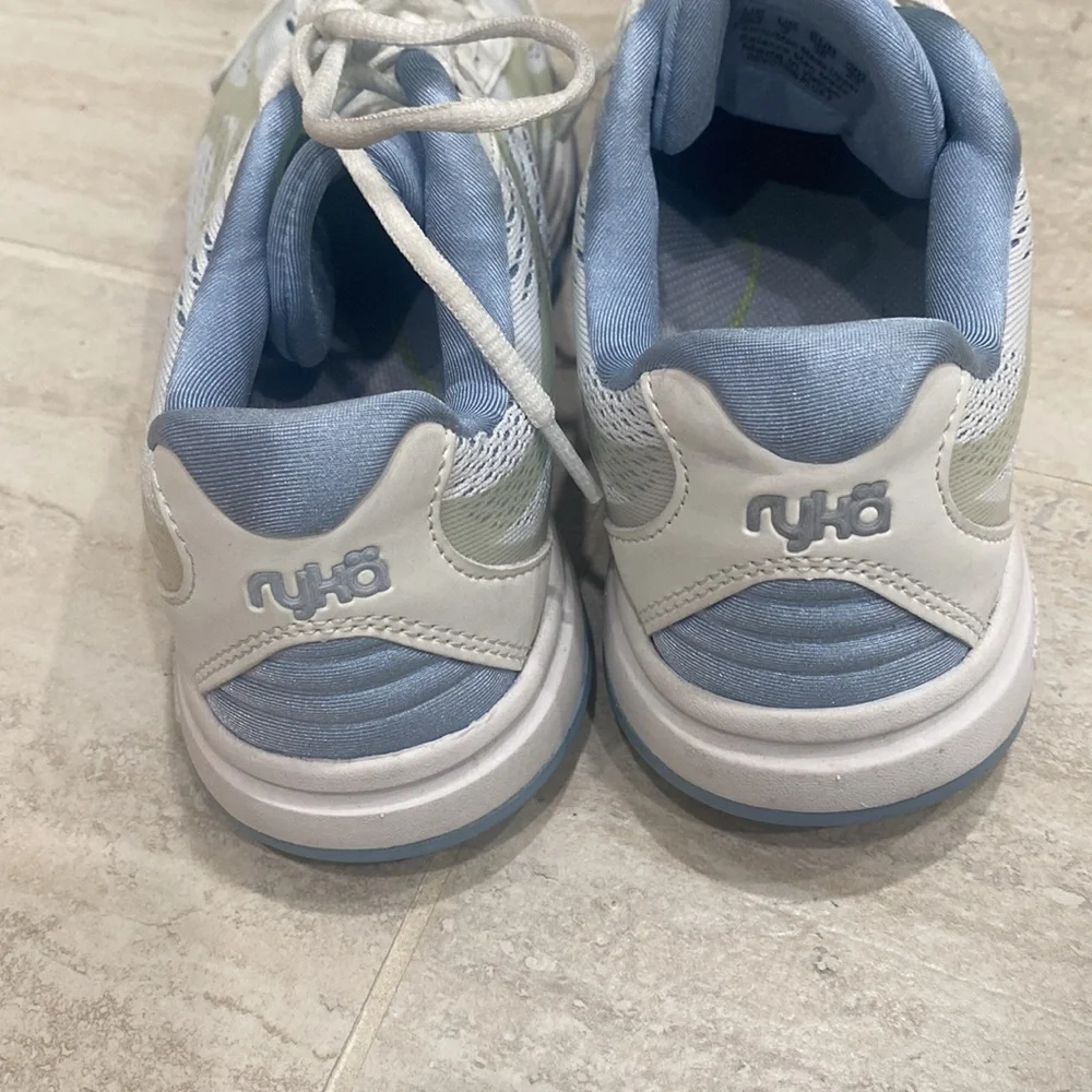 Ryka Devotion Plus 2 Walking Shoe size 6